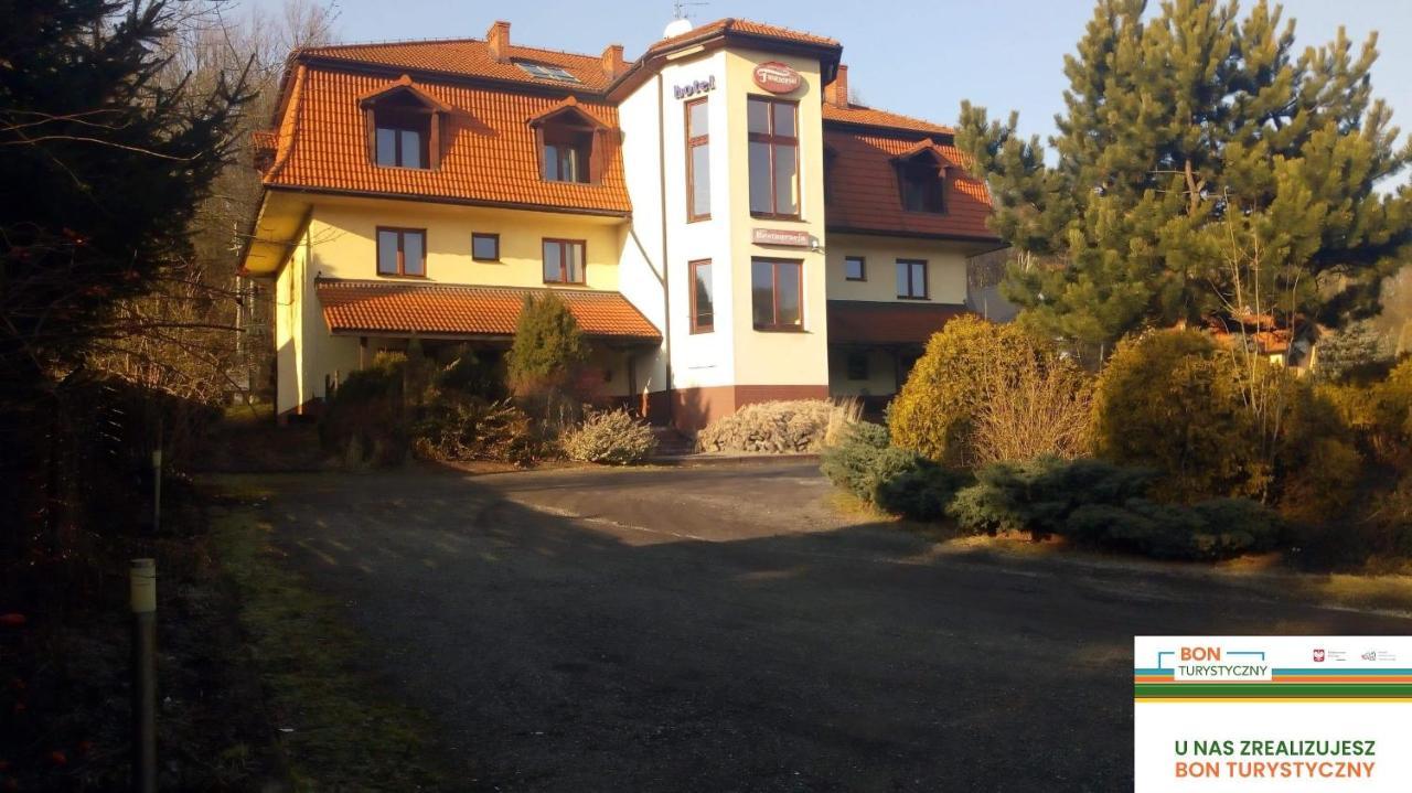 Hotel Twardowski Głogoczów Exterior foto